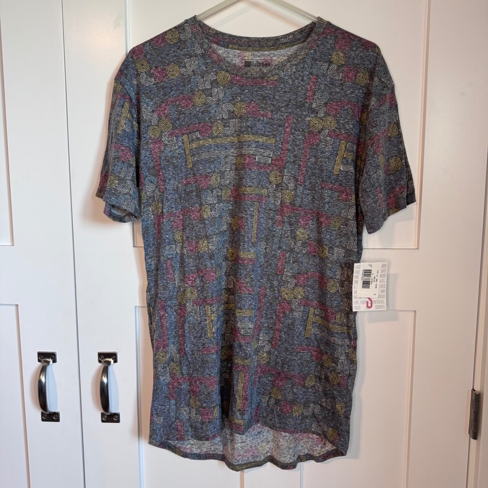 NWT LuLaRoe Patrick T Shirt Men's Size Small Cotton Blend Heathered Multicolor